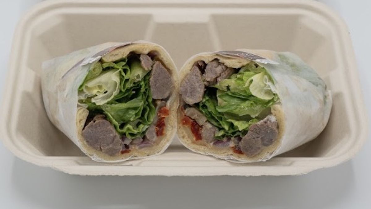 Eating Out With Kids on Oahu? A Look at the Aloha Salads Keiki Menu