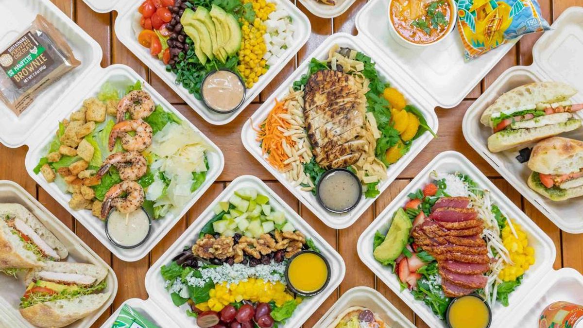 Looking for Lunch in Kailua? Explore Fresh Salads, Wraps, and Sandwiches