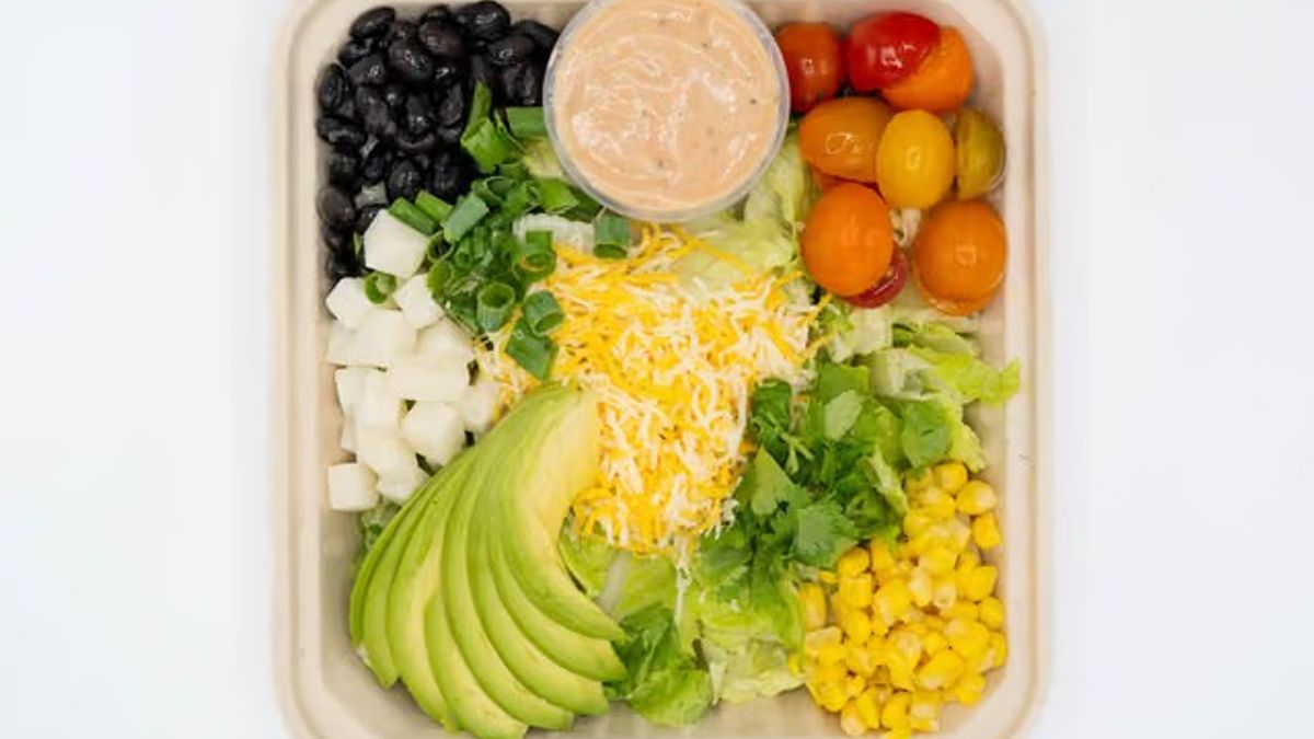Lunch at Kapolei Commons: What to Order When You Want Something Fresh