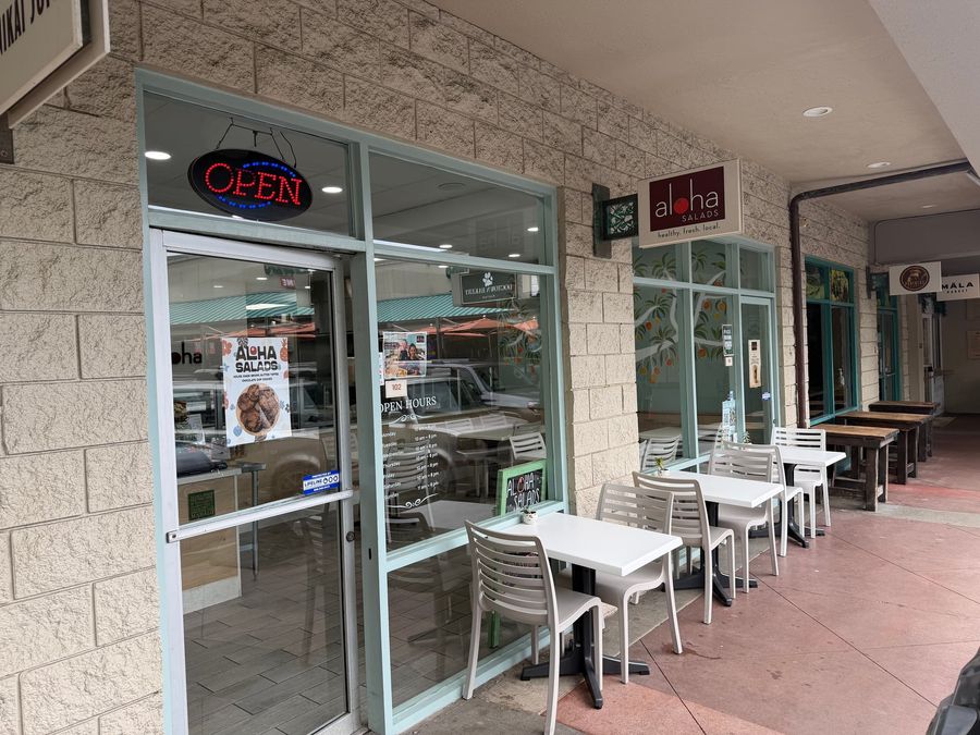 Aloha Salads Kailua storefront