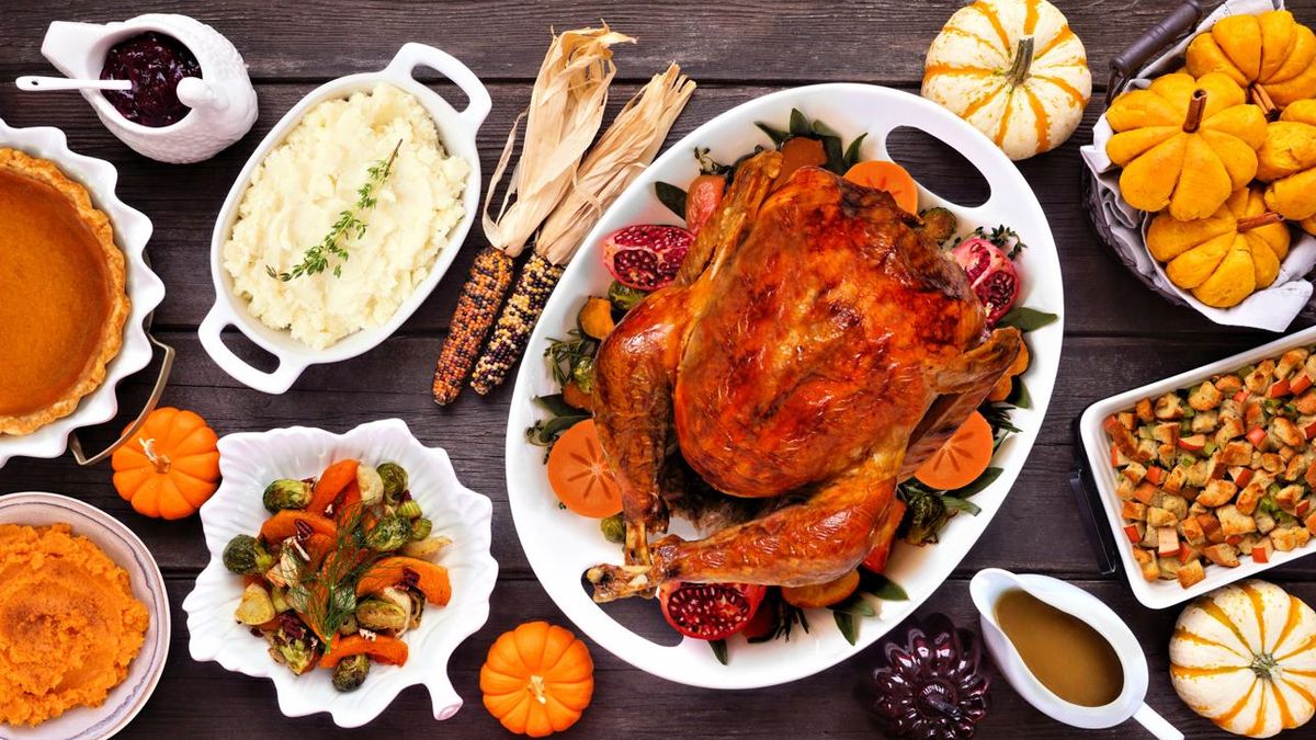 Hosting a Thanksgiving Gathering on Oahu? Fresh Side Dish and Group Food Ideas