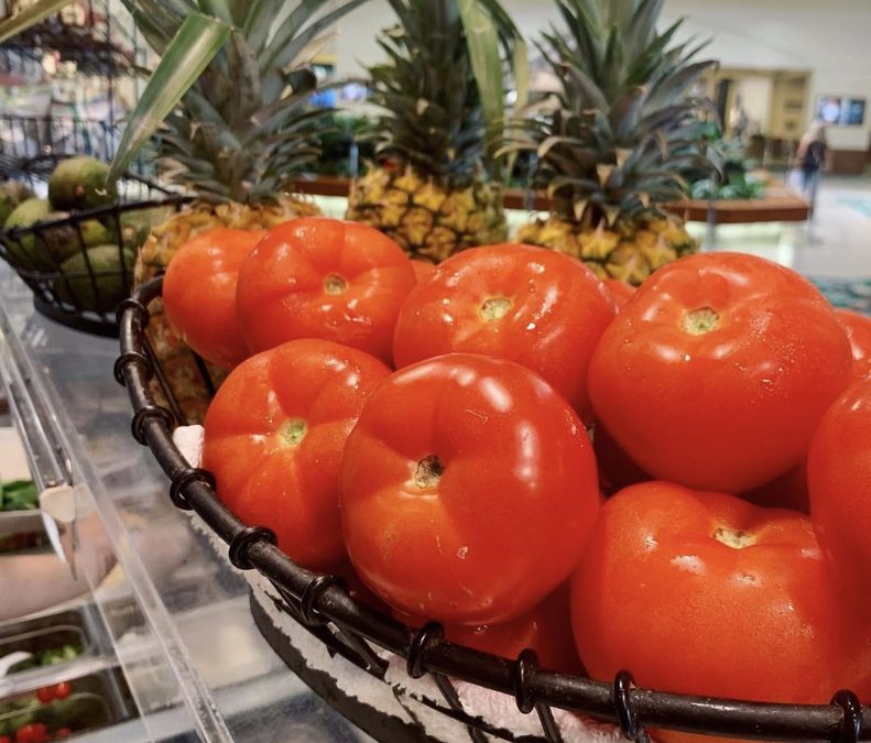 From Hauula Farms to Your Lunch: A Look at Locally Grown Ingredients on Oahu