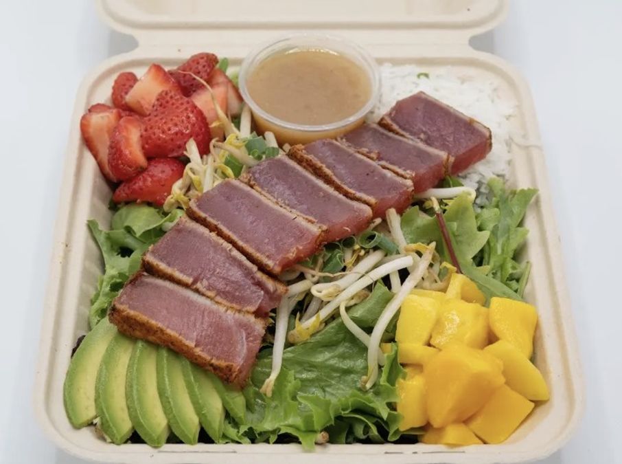 20 Years of Aloha Salads: How a Kailua Restaurant Became an Oahu Favorite