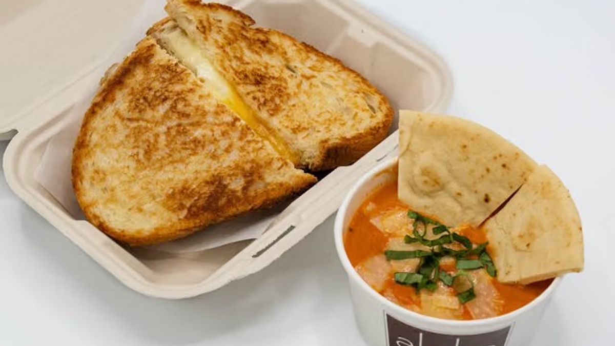 Lunch at Kapolei Commons: What to Order When You Want Something Fresh