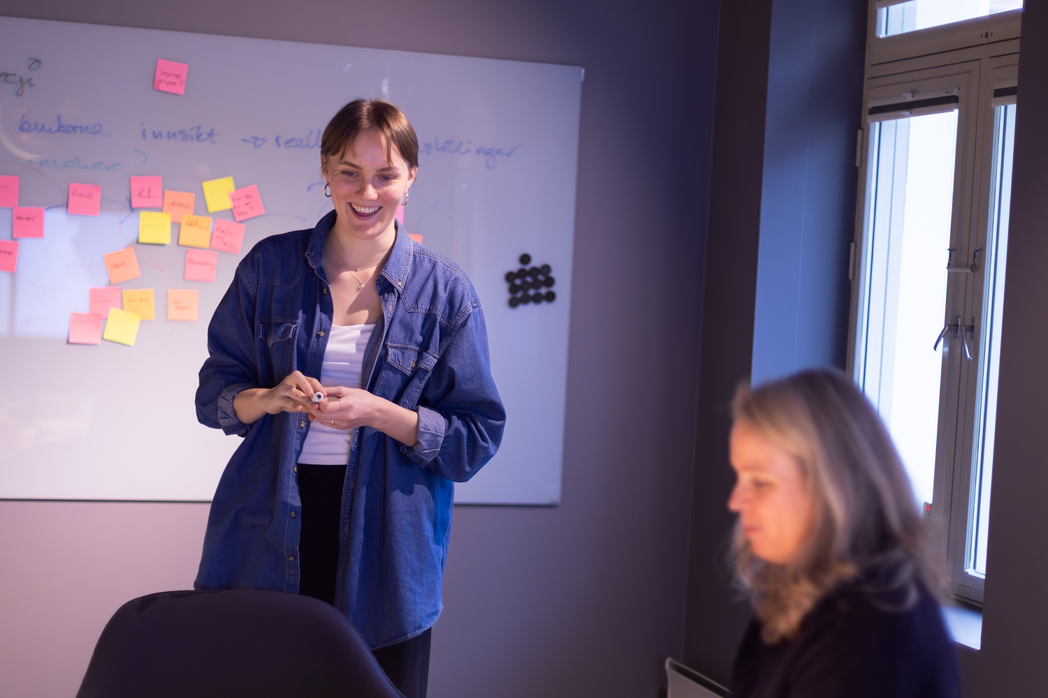Maia og Siv i workshop