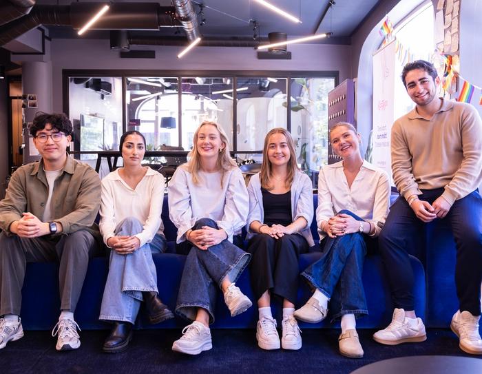Gruppebilde av sommerstudentene i Oslo 2026