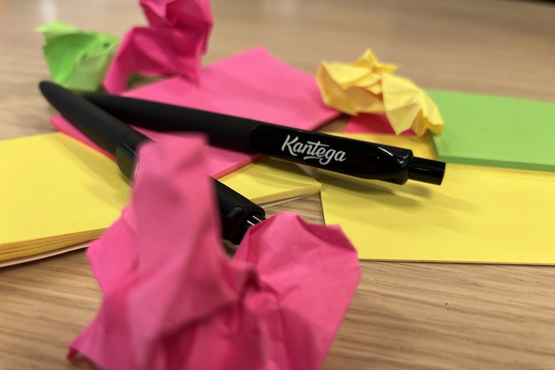 Foto av post-it-lapper