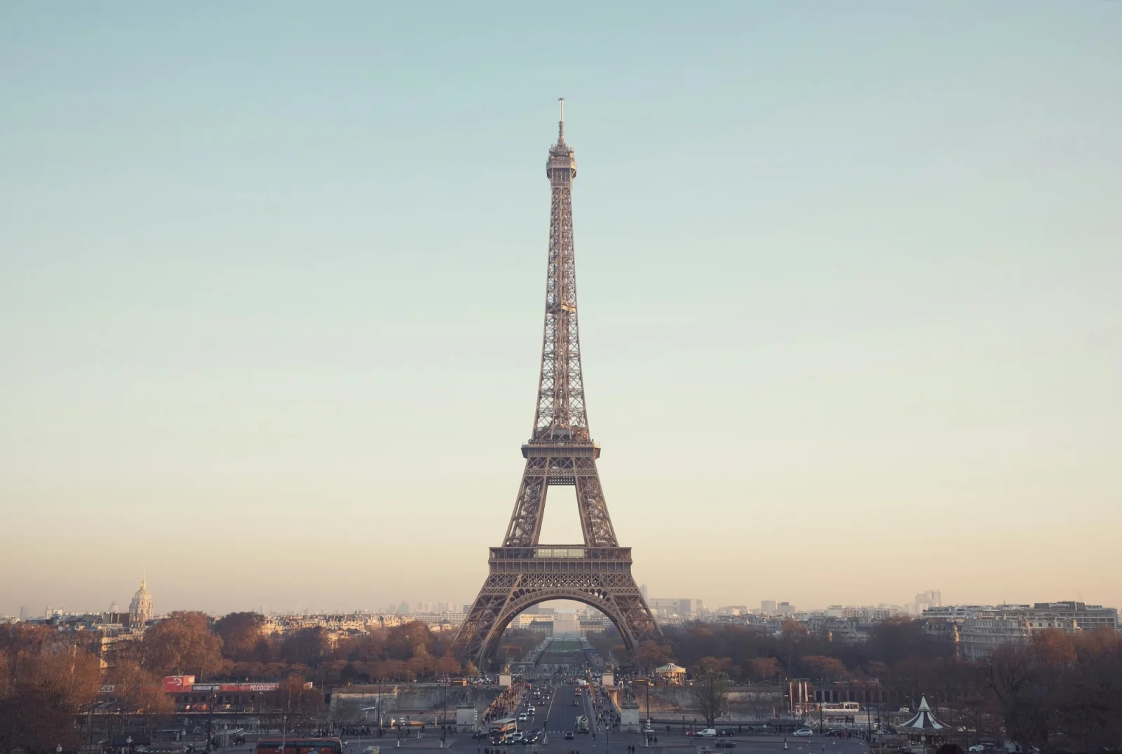 Photo Tour Eiffel district Paris