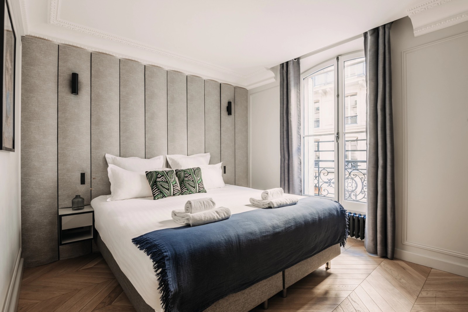 Curated visual reference: Visual Reference: Luxury Apartments Paris Short Stay Victoria Ii