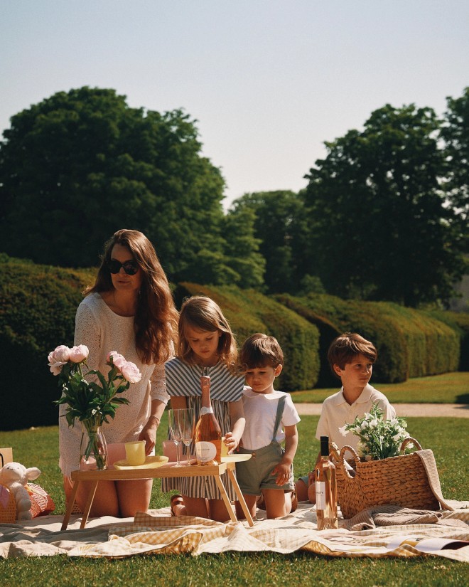 refined-picnic-by-highstay-x-tableaux