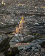 Couple at the Louvre museum in Paris