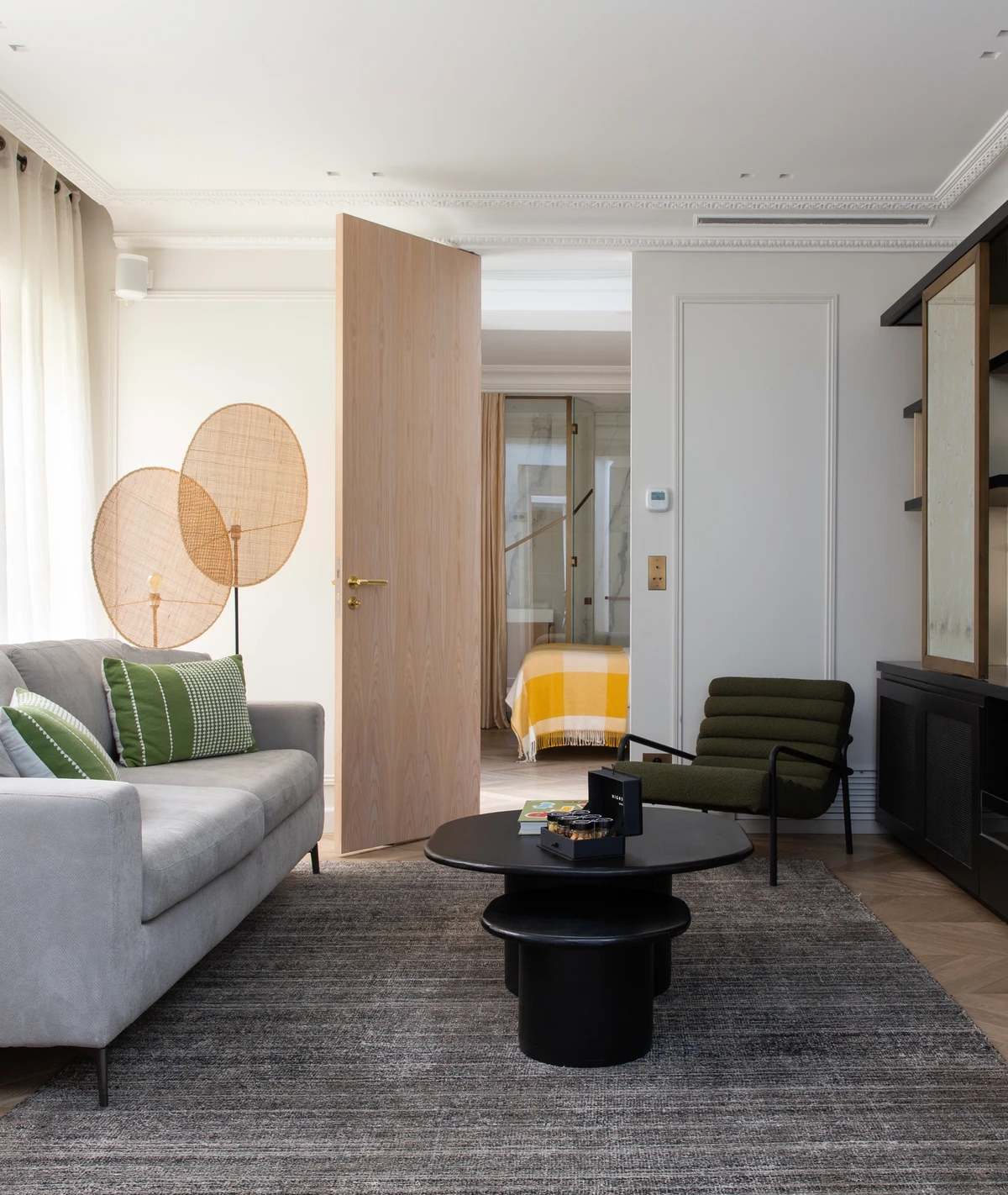 Photo living room luxury rentals Paris