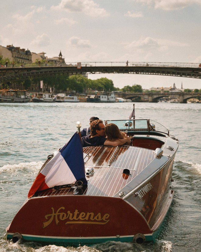 paris-along-the-riverside