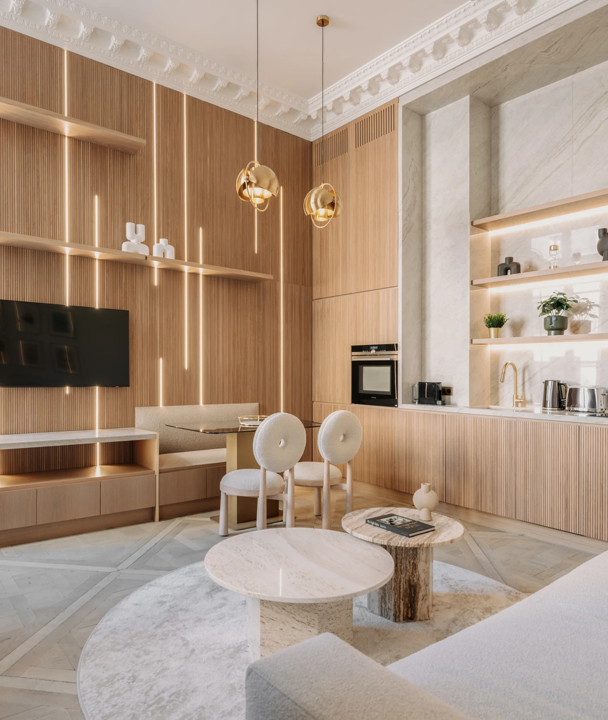 Photo of contemporary living room in Paris