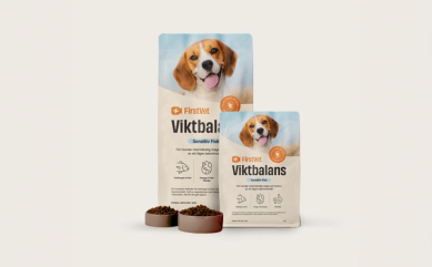 FirstVet Sensitiv Viktbalans hundfoder för vuxna hundar med känslig mage & behöver lägre fetthalt– näringsrikt och balanserat foder som stödjer din hunds hälsa och välbefinnande.