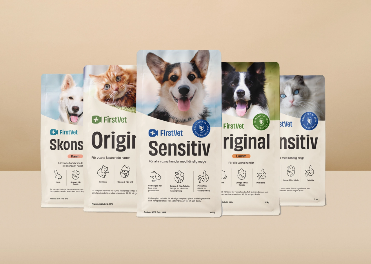 Bilden visar ett utbud av fodersäckar