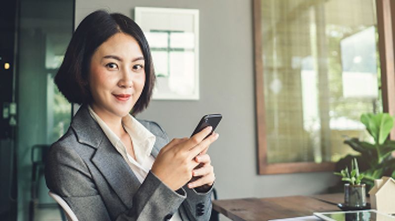 How to Choose a Real Estate School in Canada: 15 Questions to Ask Before You Enrol