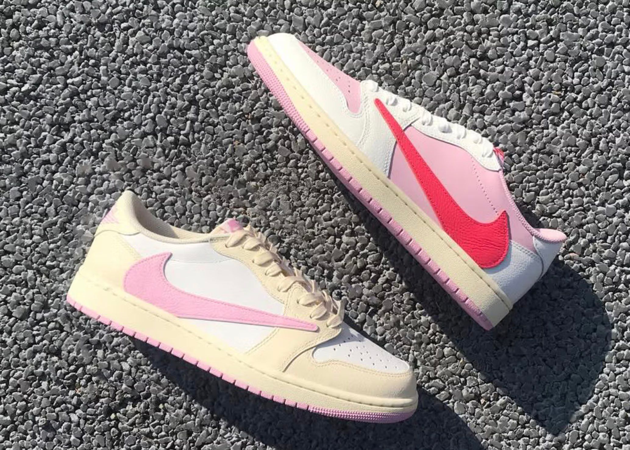 Nike Air Jordan 1 Low Travis Scott 
