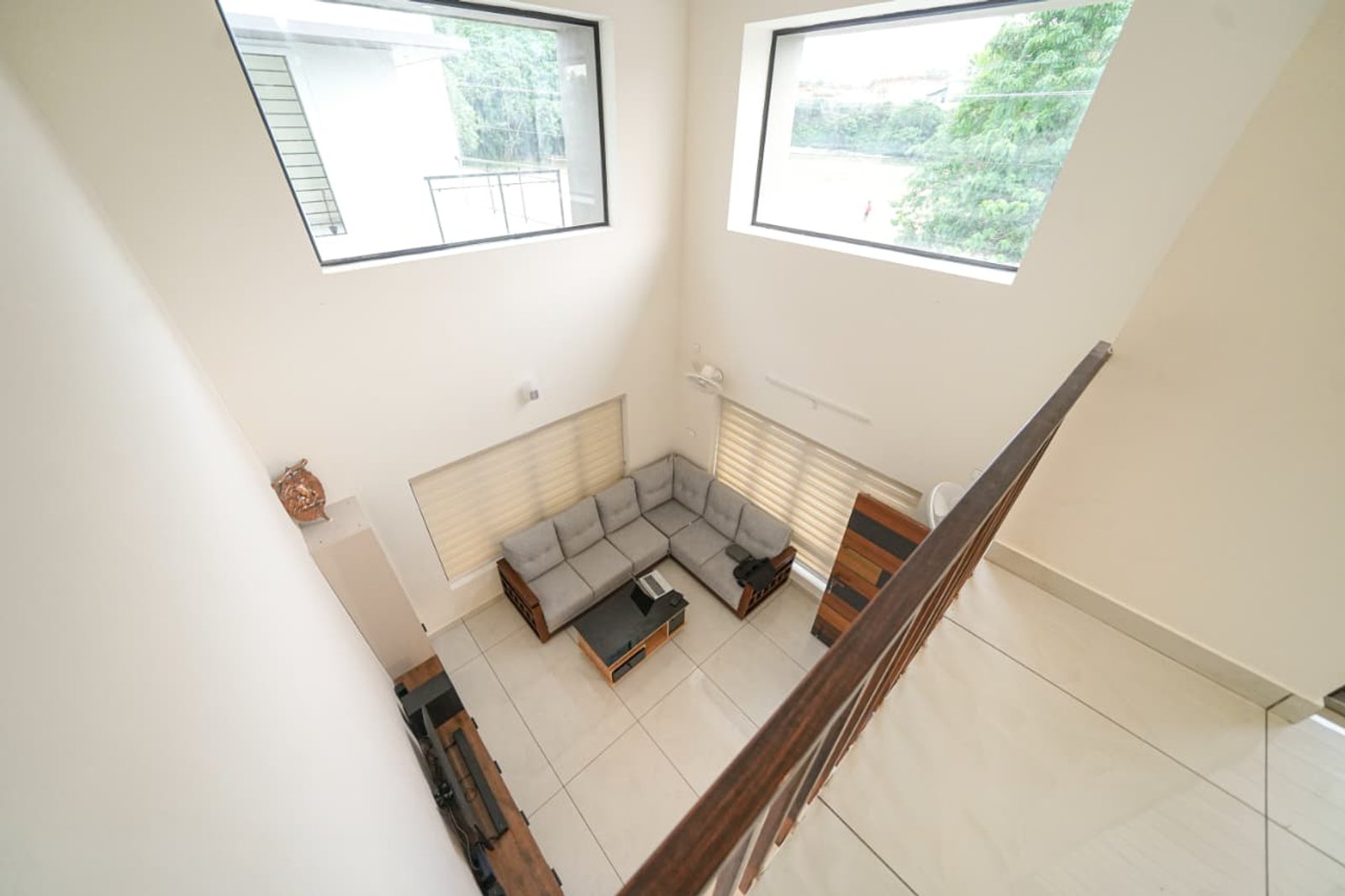 Elegant 4BHK Luxury Residence — gallery photo