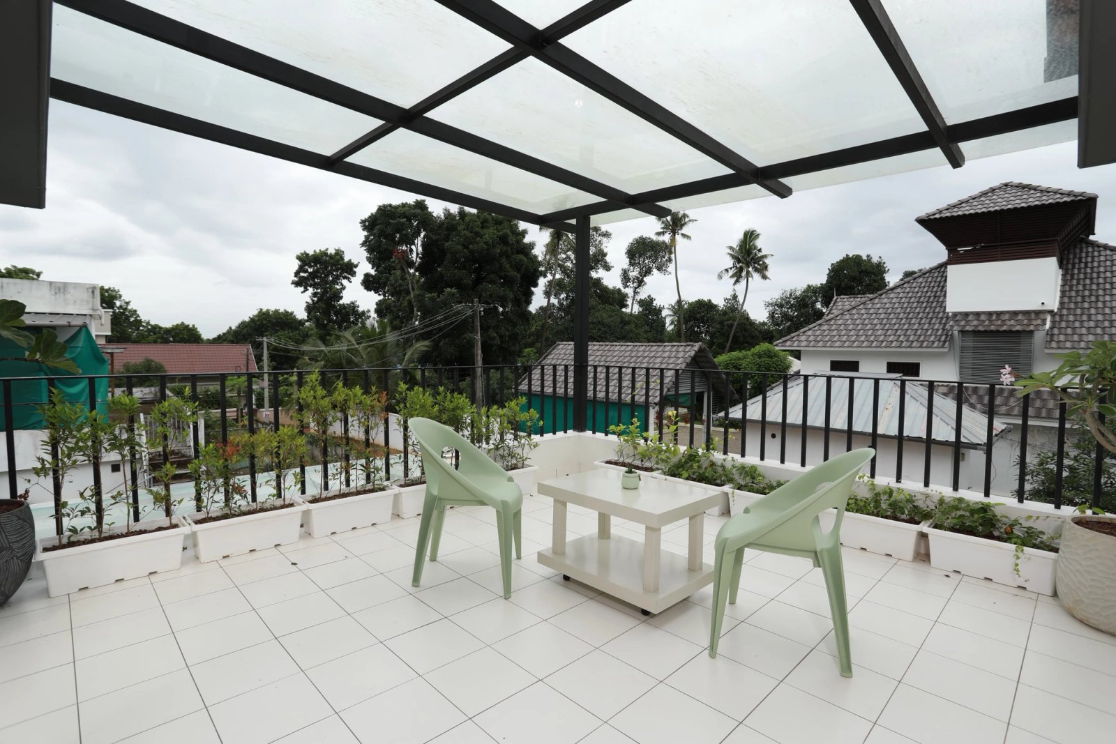 Tropical - Contemporary 3BHK House — gallery photo