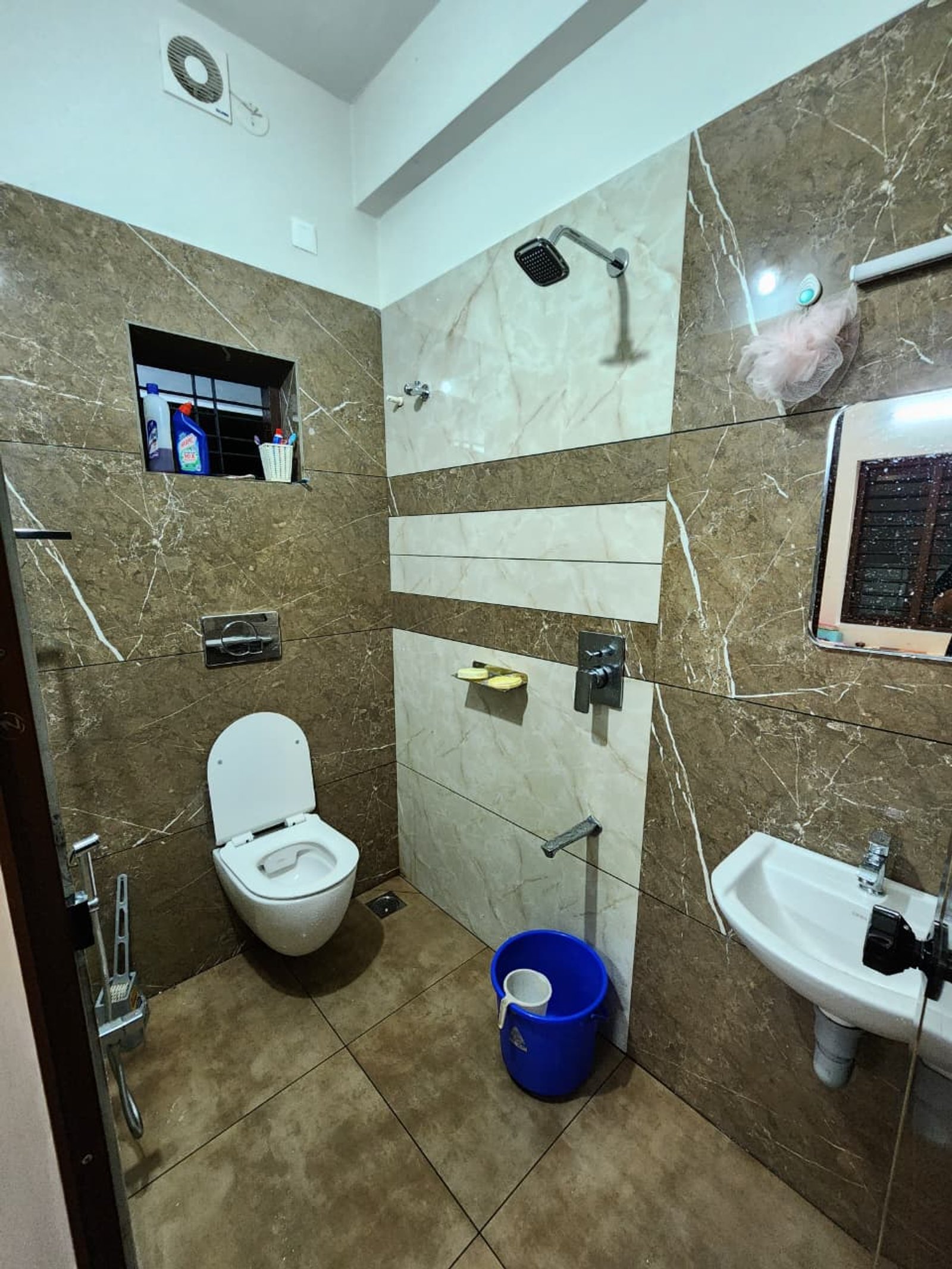 Modern - Traditional 4BHK Cozy House — gallery photo
