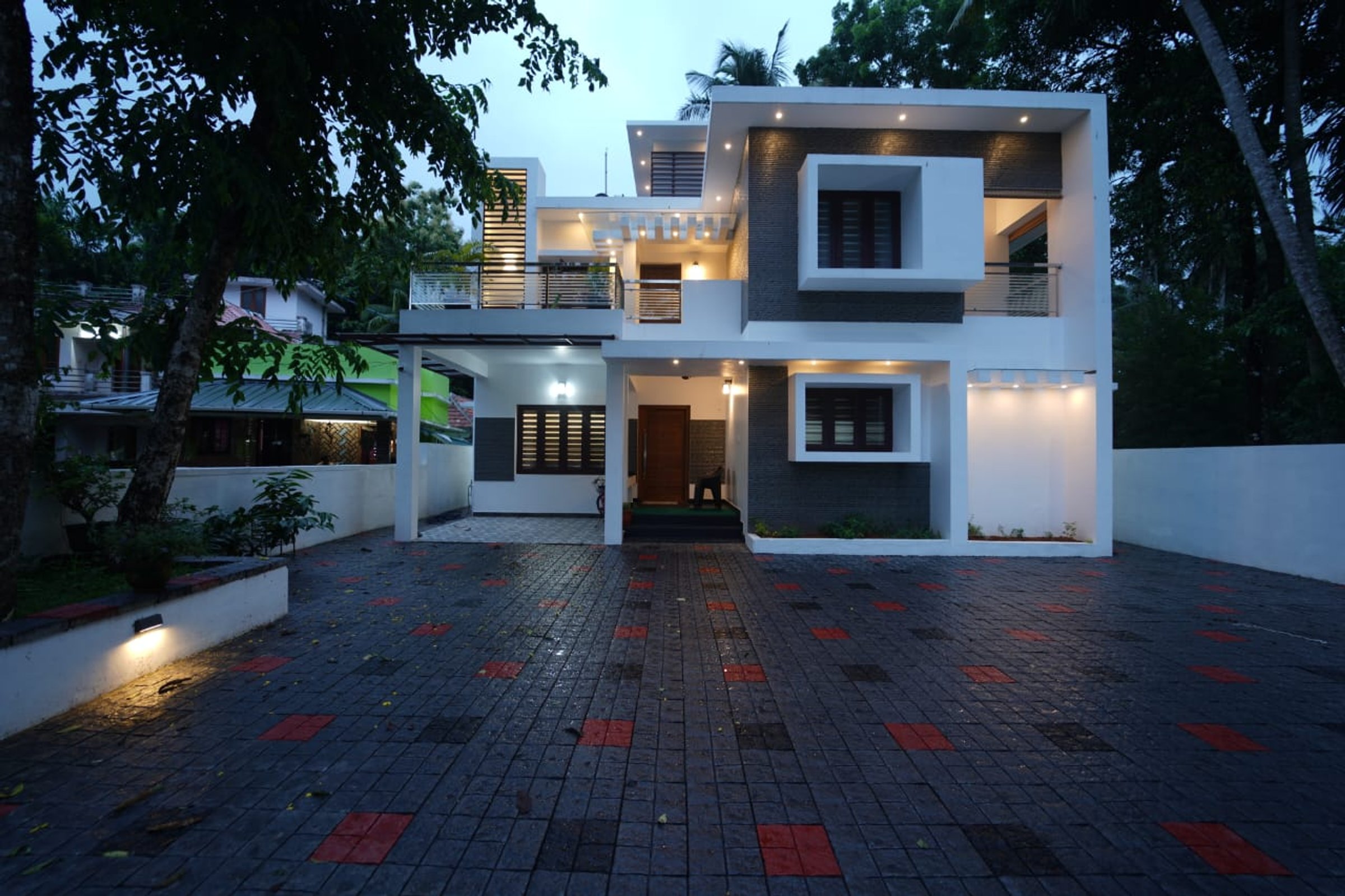 Modern - Contemporary 3BHK Majestic House