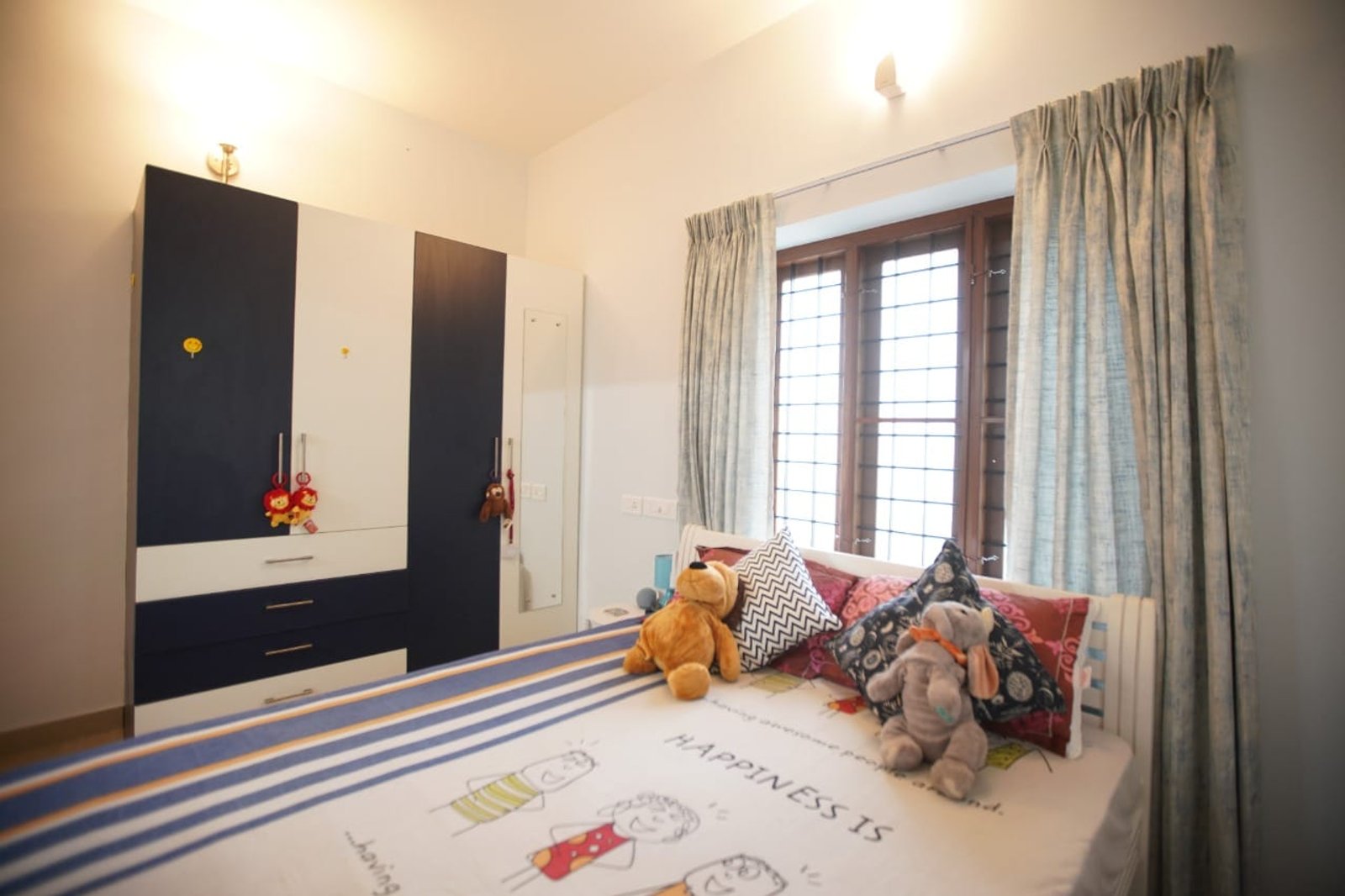 Modern–Traditional 3BHK Comfort Home — gallery photo