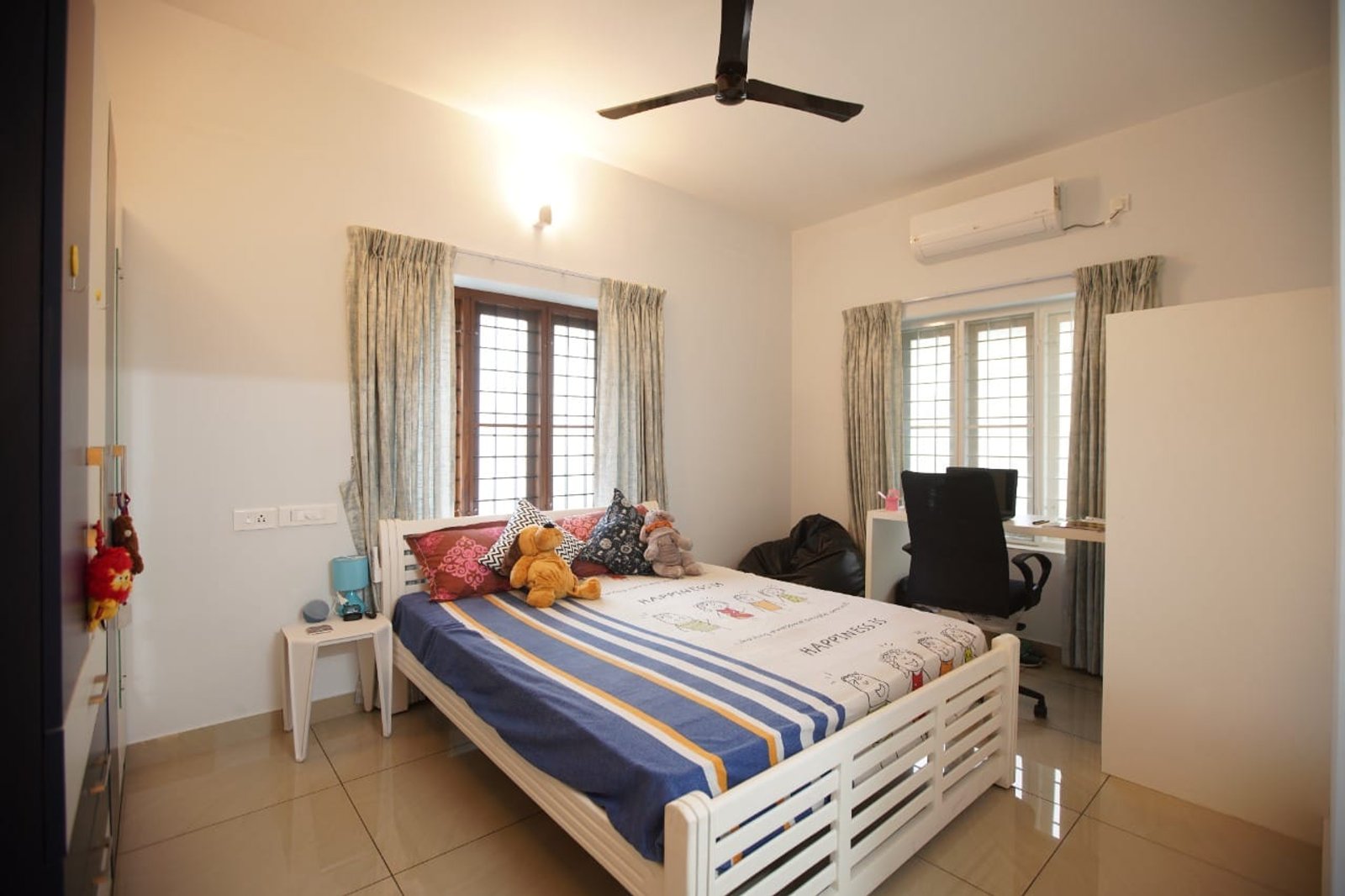 Modern–Traditional 3BHK Comfort Home — gallery photo