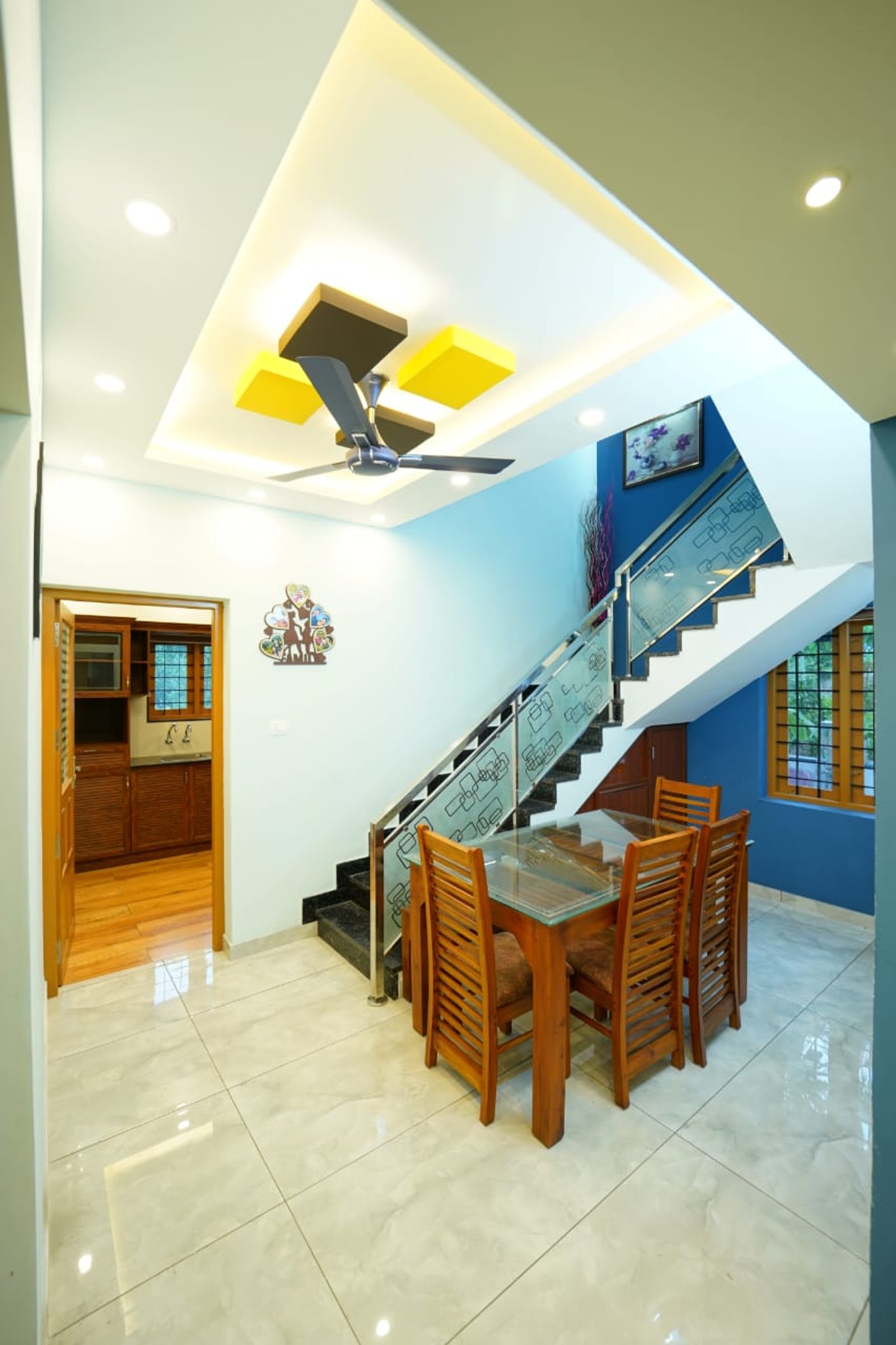 Modern 4BHK Enchanting House — gallery photo
