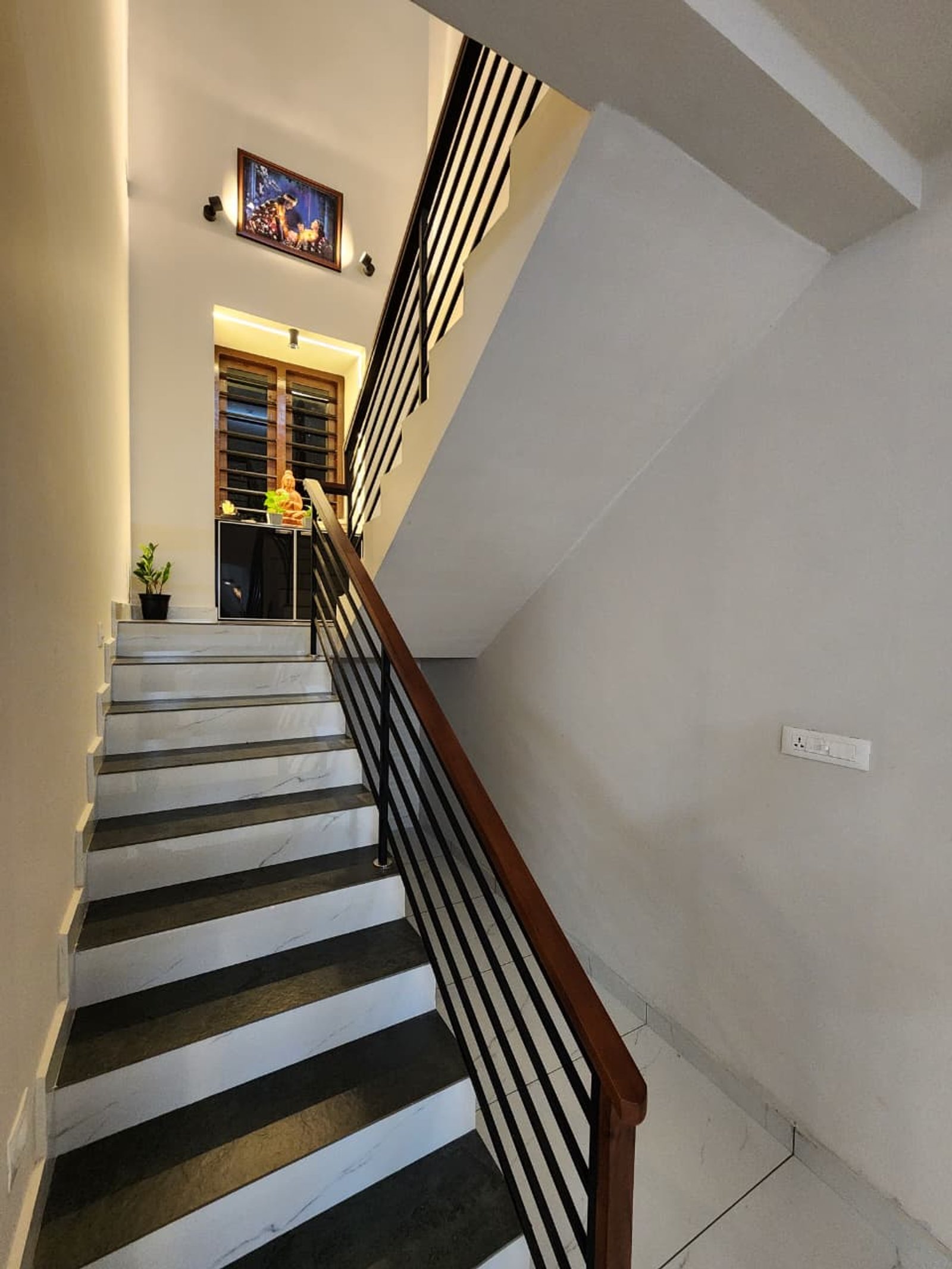 Modern - Traditional 4BHK Cozy House — gallery photo