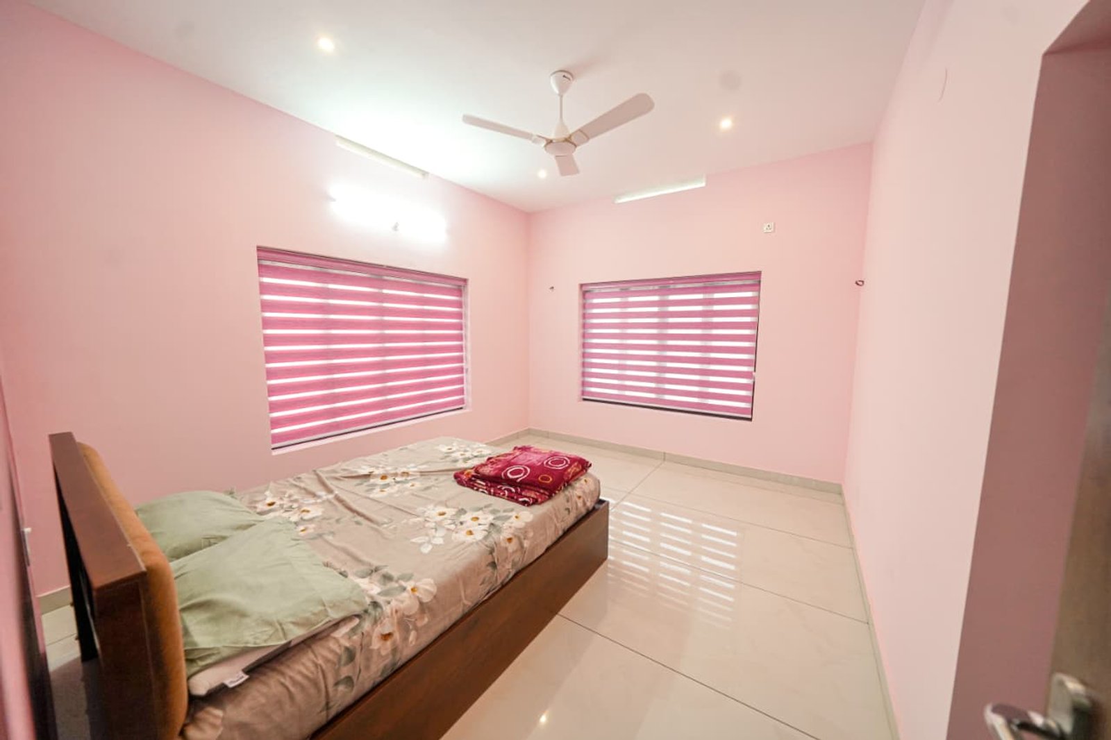 Elegant 4BHK Luxury Residence — gallery photo