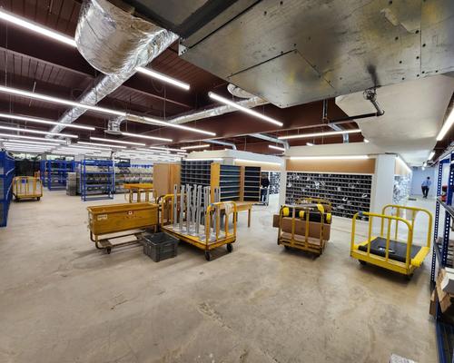 Canada Post Iqaluit gallery