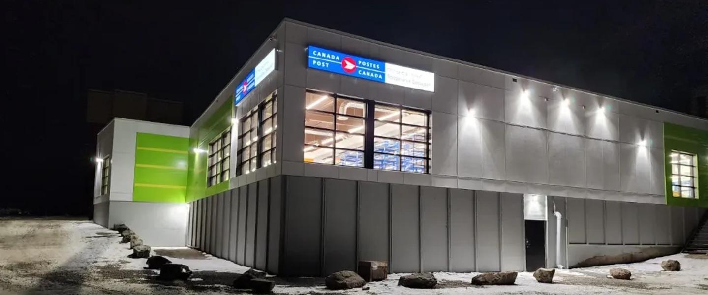 Canada Post Iqaluit - main