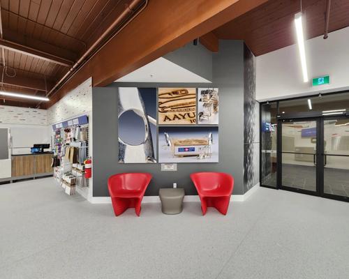 Canada Post Iqaluit gallery