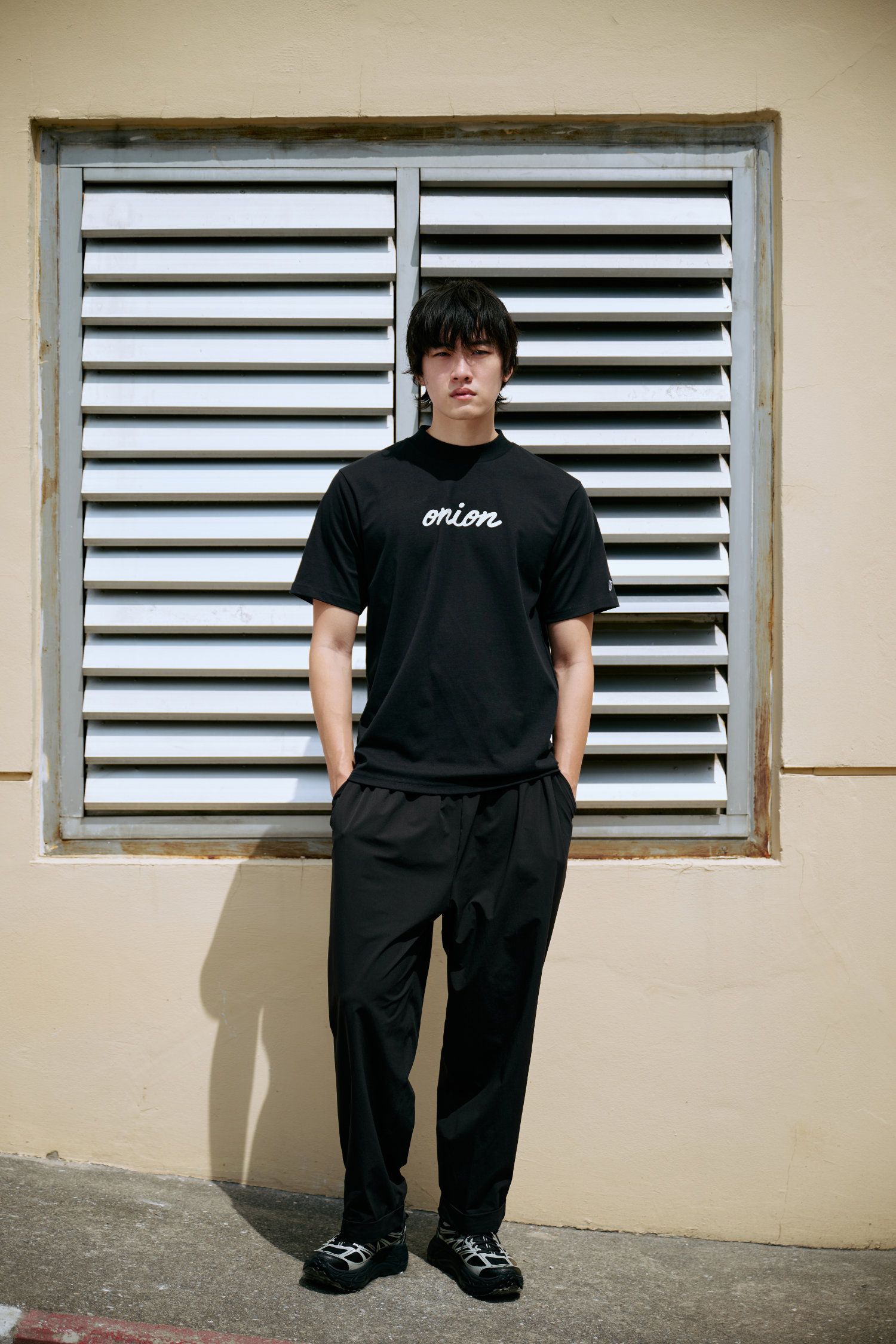 Onion - All Black Capsule Collection : 7 ชิ้นที่ไม่ต้องถามว่าวันนี้จะใส่อะไร 1