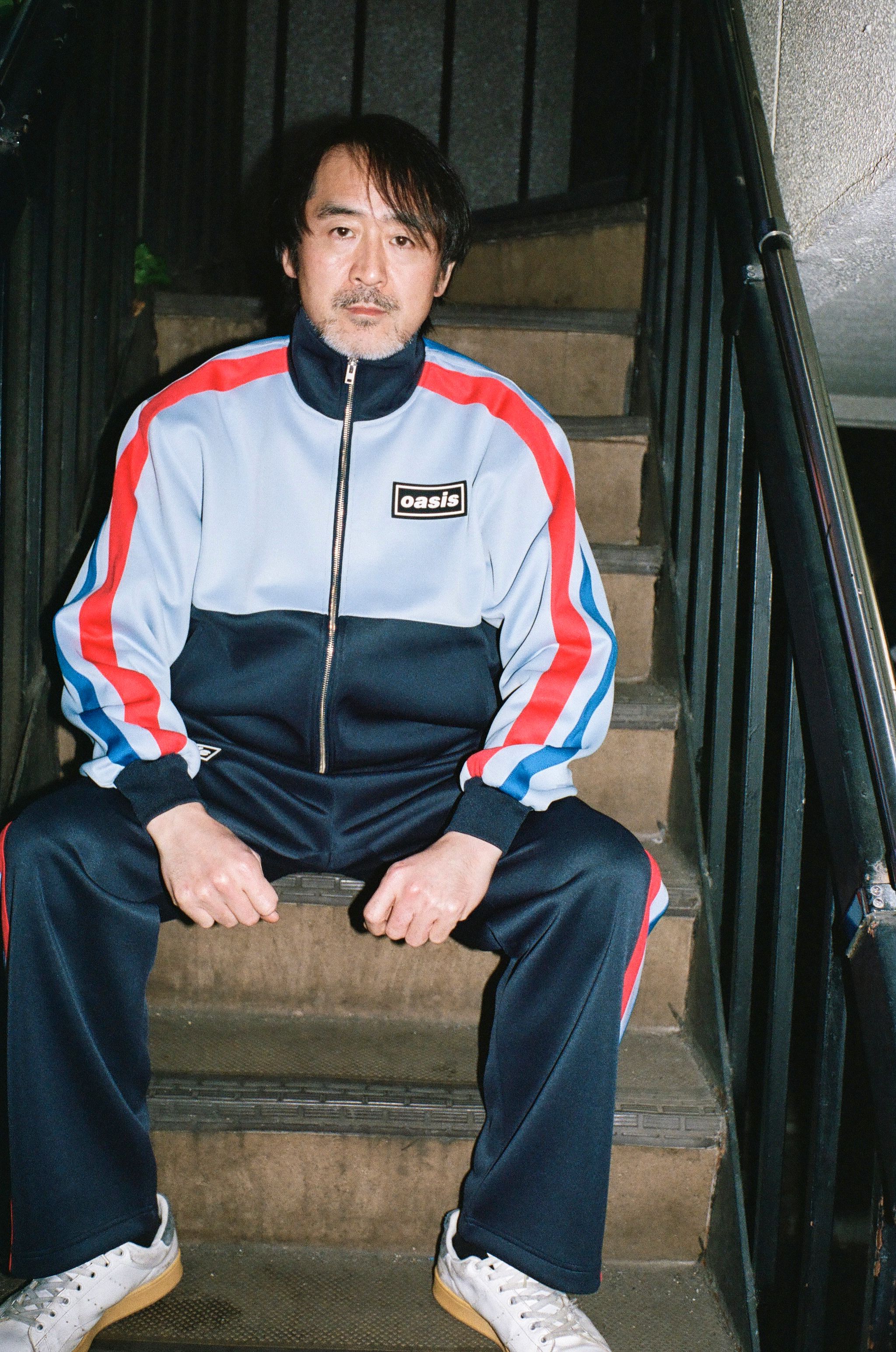 PLEASURES x OASIS SS26: เมื่อ Knebworth กลับมาอยู่ในเสื้อผ้า 7