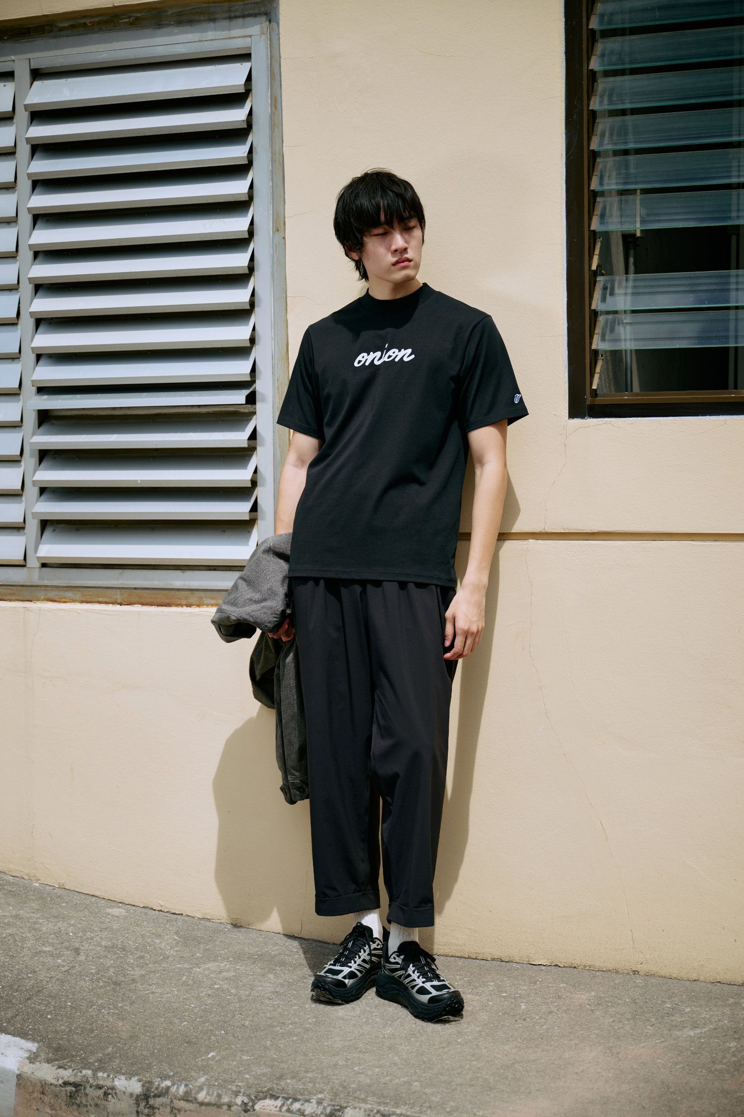 Onion - All Black Capsule Collection : 7 ชิ้นที่ไม่ต้องถามว่าวันนี้จะใส่อะไร 5