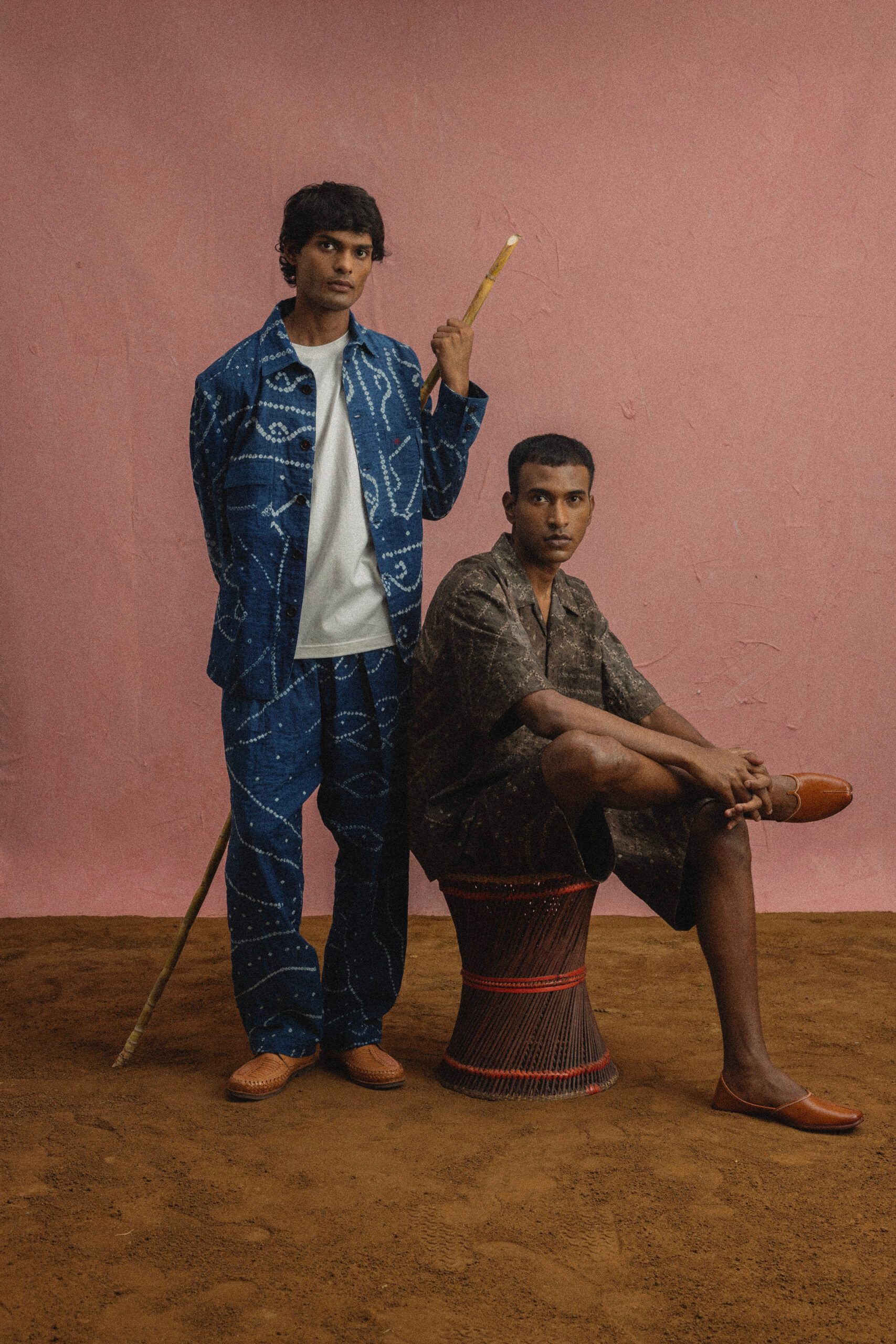 KARDO SS26: Phulkari ทุ่งดอกไม้ของปัญจาบบนผ้าทอมือ 17
