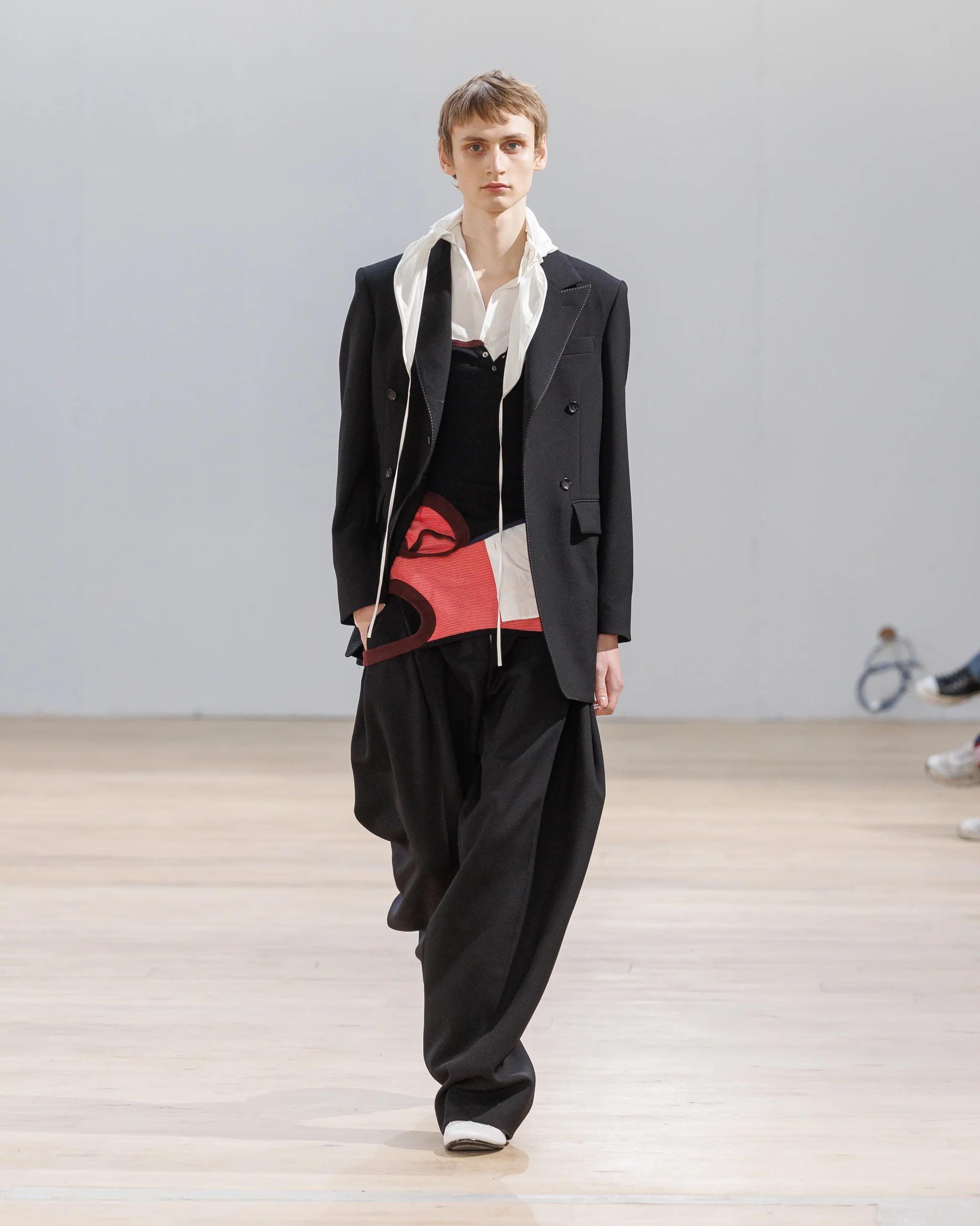 BEAUTIFUL PEOPLE FW26: Dickies กับ Baracuta ที่ถูกผ่าครึ่ง 10