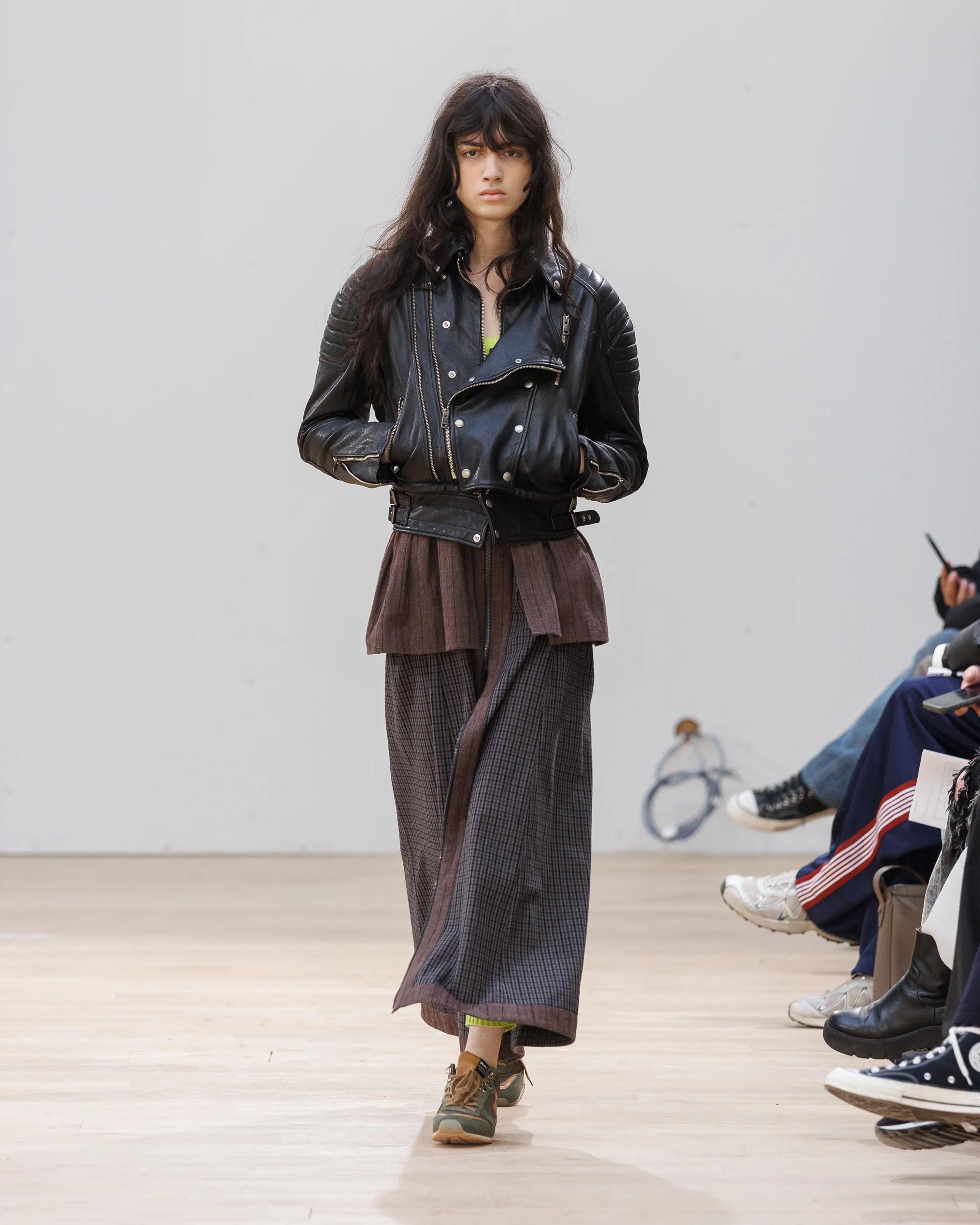 BEAUTIFUL PEOPLE FW26: Dickies กับ Baracuta ที่ถูกผ่าครึ่ง 8