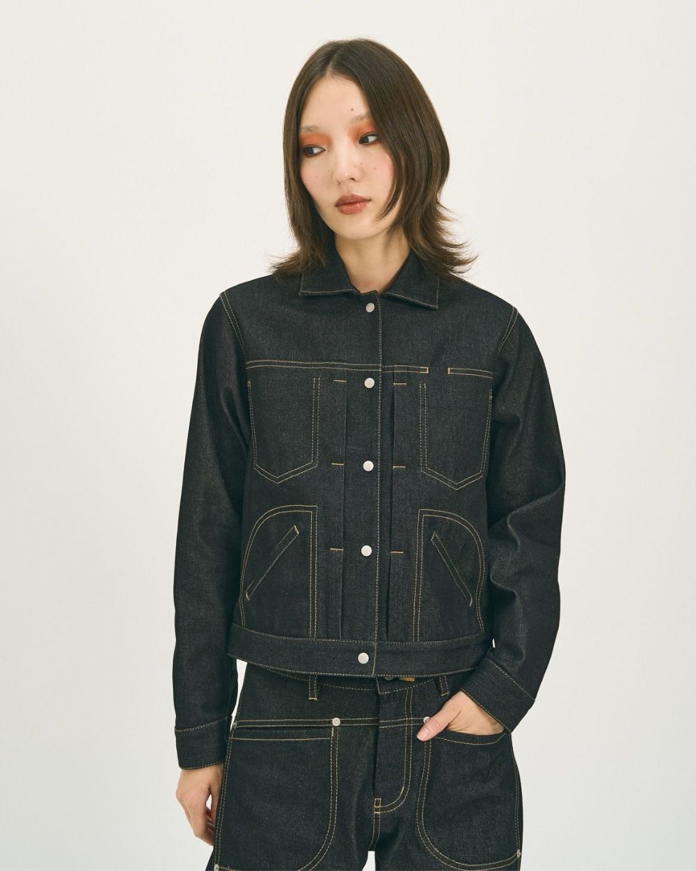 W'MENSWEAR FW26: ผู้หญิงที่ลงสนาม Brooklands กับเสื้อผ้าที่ตามมาทีหลังร้อยปี