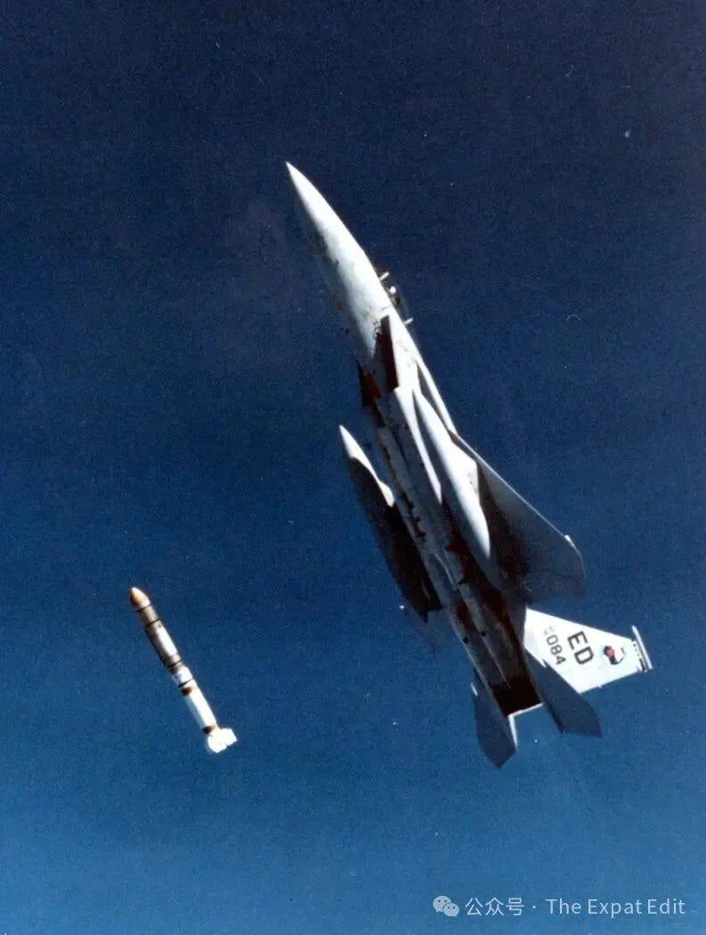 An F-15 fighter climbing steeply after releasing an ASM-135 anti-satellite missile