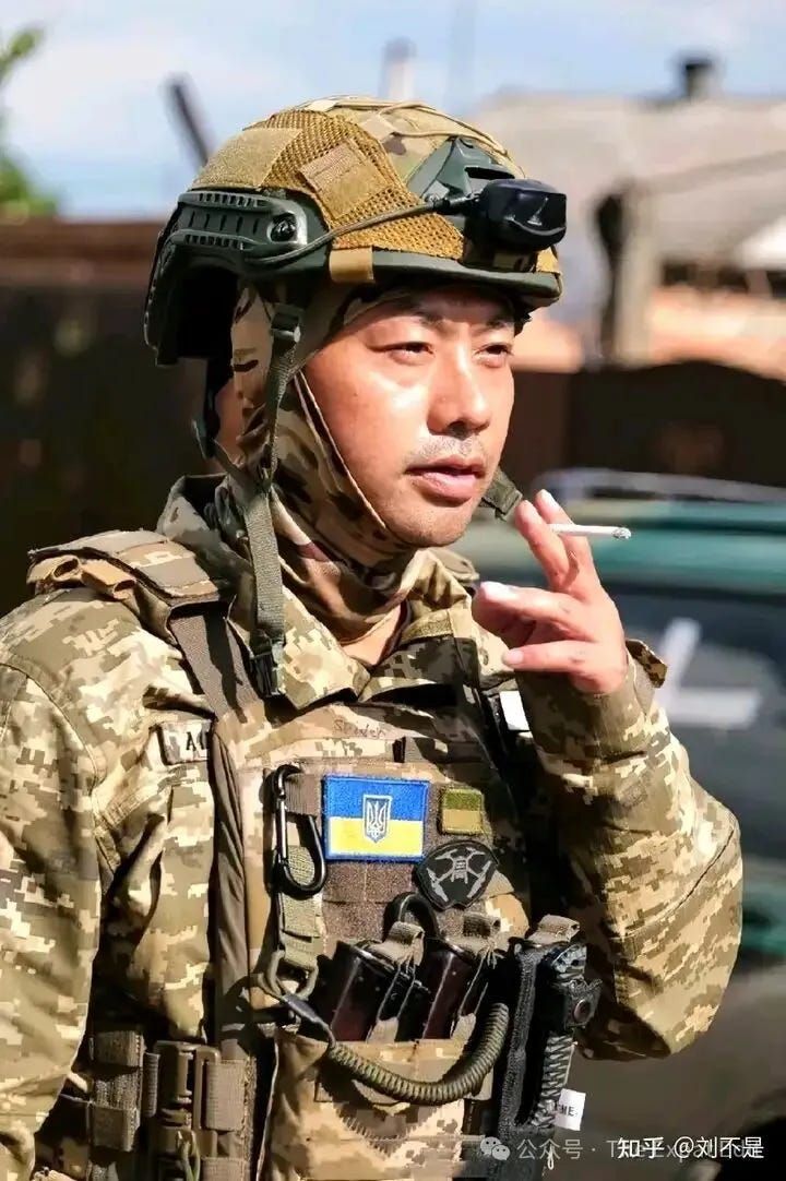 A Japanese Combat Unit in Ukraine Alarms China’s Internet