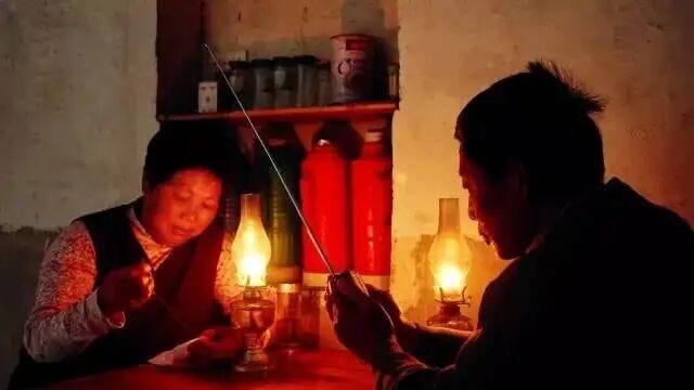 Why Warm Light Feels Western and White Light Feels Chinese