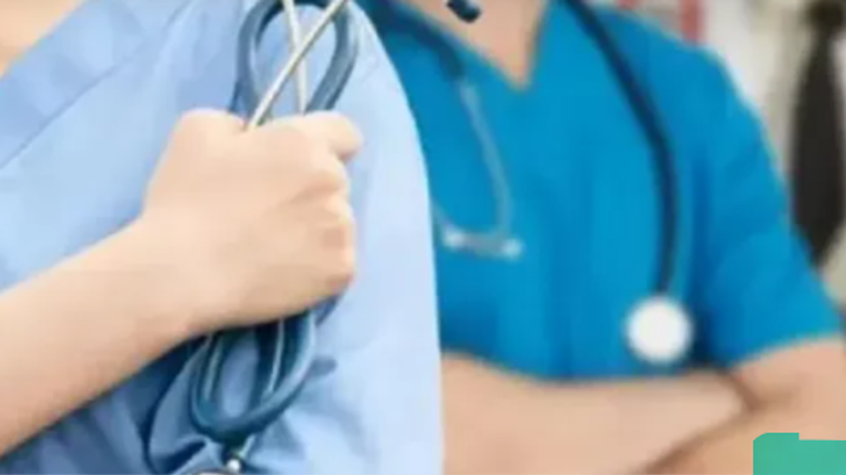 राजस्थान हाईकोर्ट में 14 साल से MBBS पूरा नहीं कर पाने वाले छात्र की याचिका पर सुनवाई का सांकेतिक दृश्य।