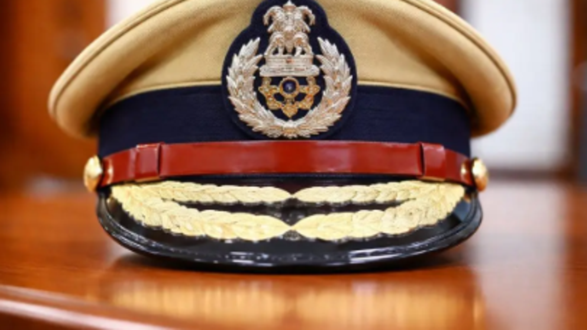 झारखंड पुलिस मुख्यालय द्वारा 48 पुलिस इंस्पेक्टरों के तबादले के आदेश के बाद नई तैनाती से जुड़ी सांकेतिक तस्वीर।