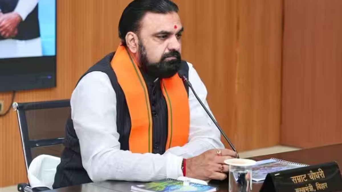 बिहार में शिक्षकों और पुलिसकर्मियों के वेतन भुगतान की जांच से जुड़ी सांकेतिक तस्वीर