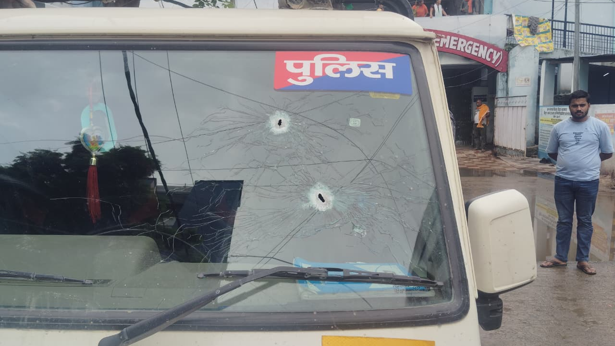 पुलिस मुठभेड़ के बाद अस्पताल में भर्ती वैशाली डबल मर्डर केस का आरोपी जगदीश राय।