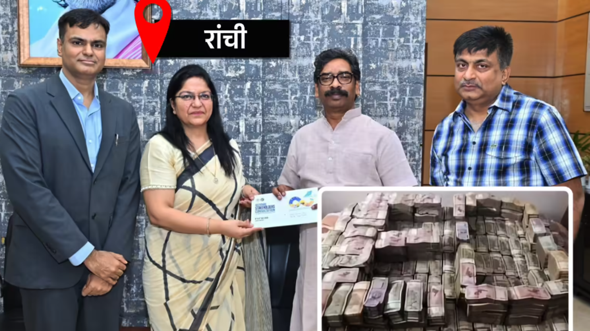आईएएस पूजा सिंघल की सचिव पद पर वापसी को लेकर झारखंड में राजनीतिक विवाद।