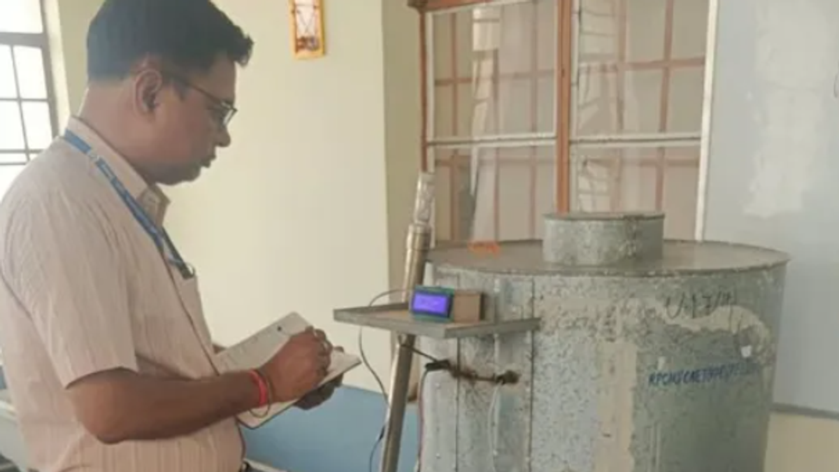 AI और स्मार्ट सेंसर से अनाज के भंडारण की निगरानी, किसान के मोबाइल पर पहुंचेगा अलर्ट